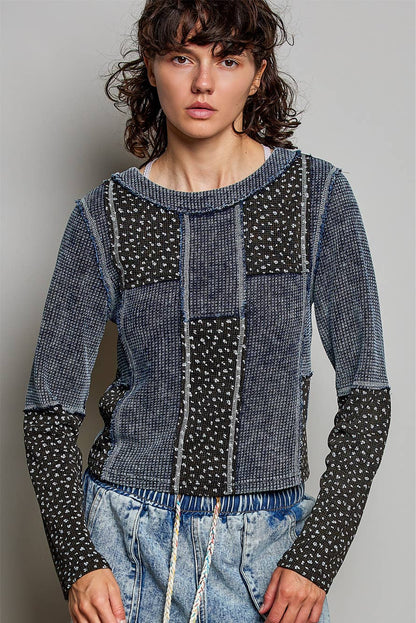 Waffle Knit Contrast Patchwork Top: BLOOD RED MULTI / S