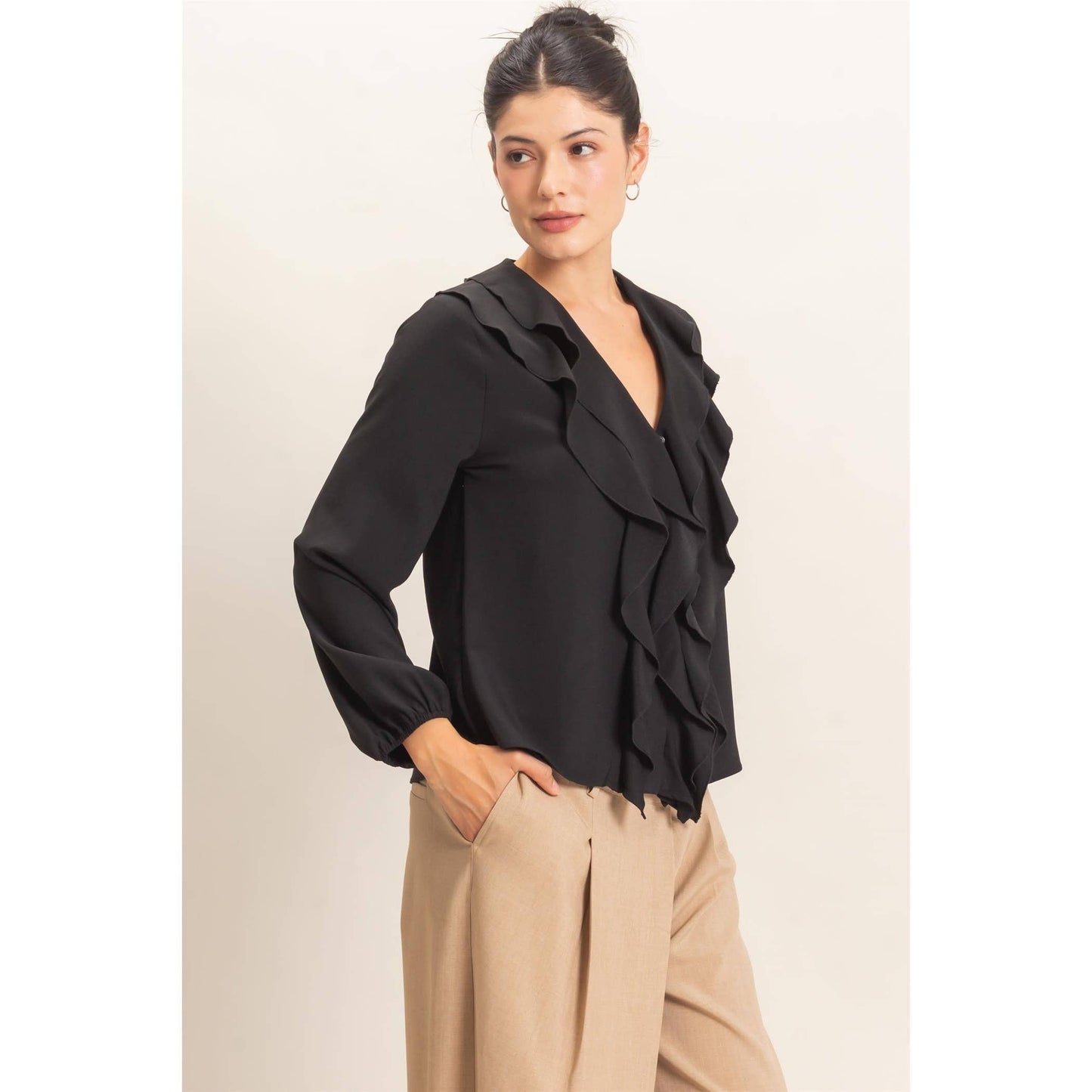 Ruffled V-Neck Button-Up Blouse: BLACK / S-M-L(2-2-2)