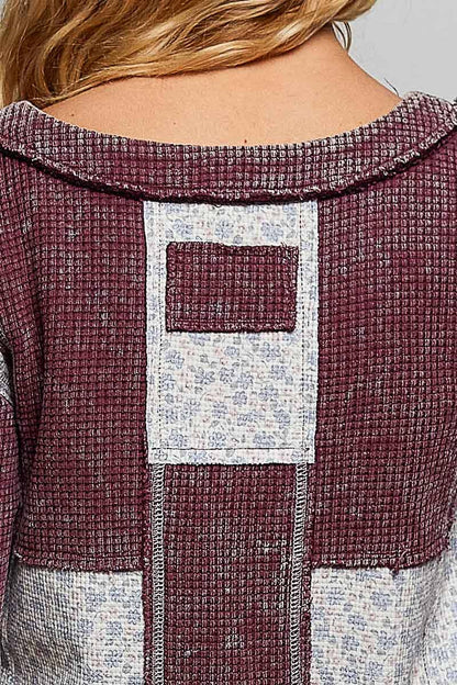 Waffle Knit Contrast Patchwork Top: BLOOD RED MULTI / S