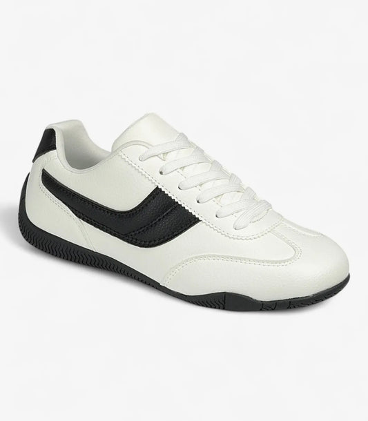 Vintage Sporty Sneakers