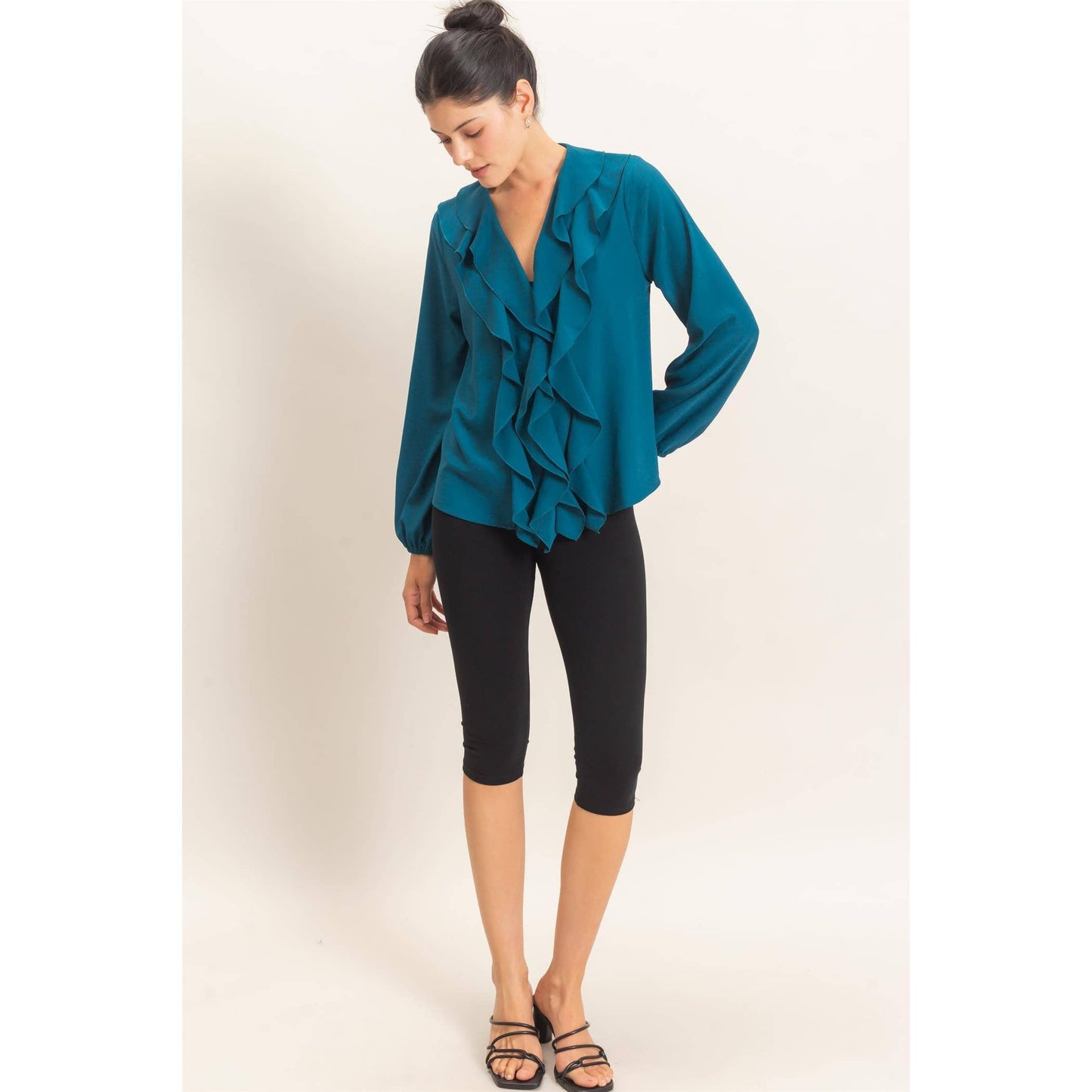 Ruffled V-Neck Button-Up Blouse: ALPACA / S-M-L(2-2-2)