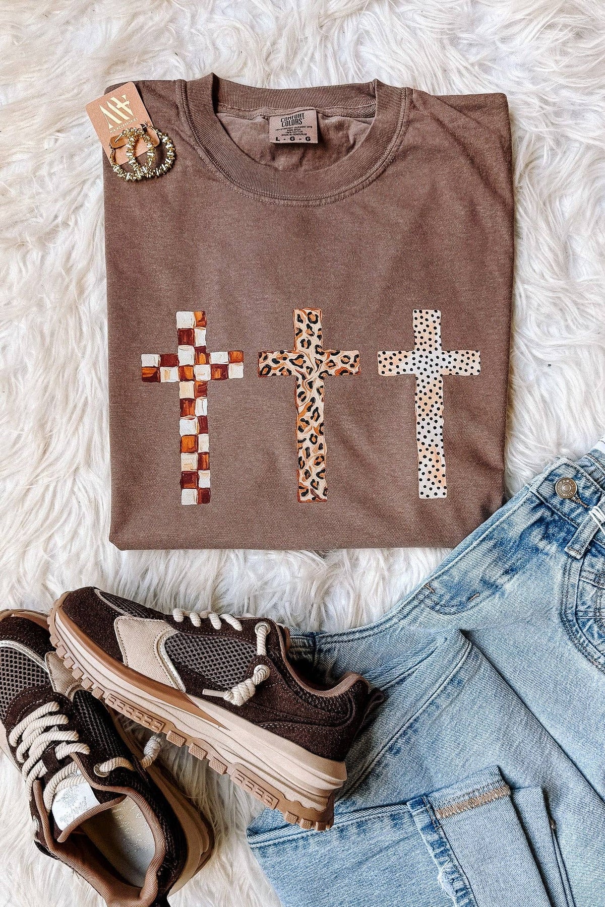 Checkered, Leopard, Dot Crosses Graphic Tee - Espresso: Extra Large