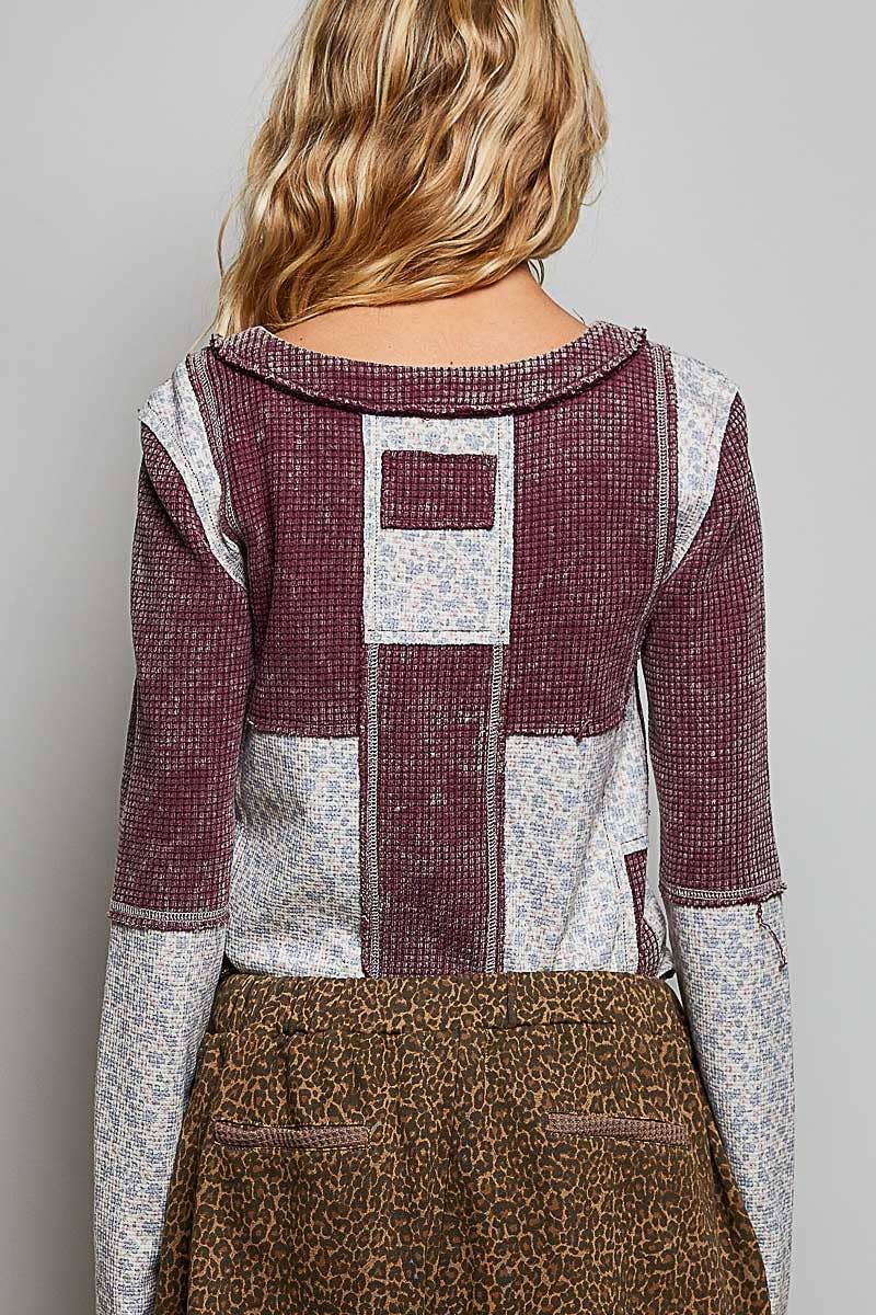 Waffle Knit Contrast Patchwork Top: BLOOD RED MULTI / M