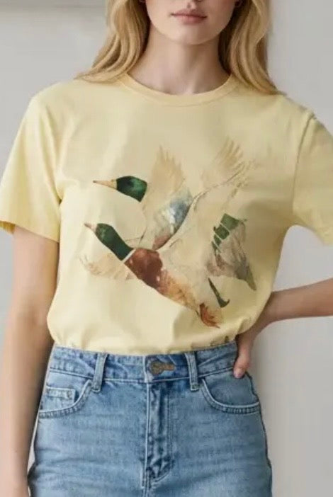 Vintage Duck Flight Graphic Tee