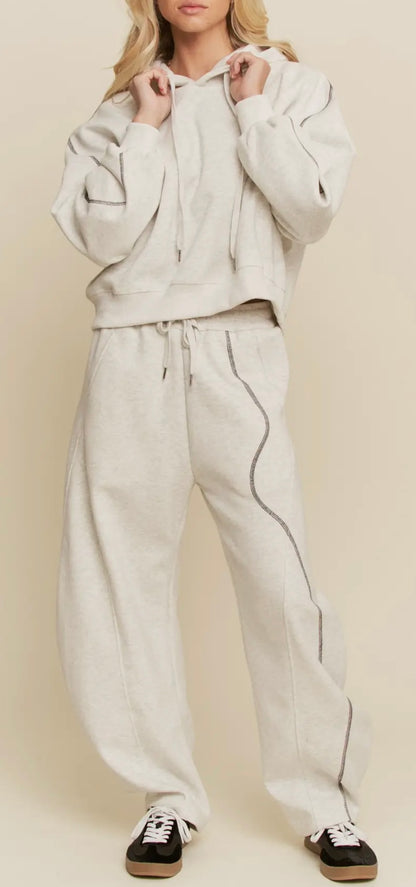 Wide Leg Relaxed Sweat Pants W/Curved Seam Details-Heather Gray