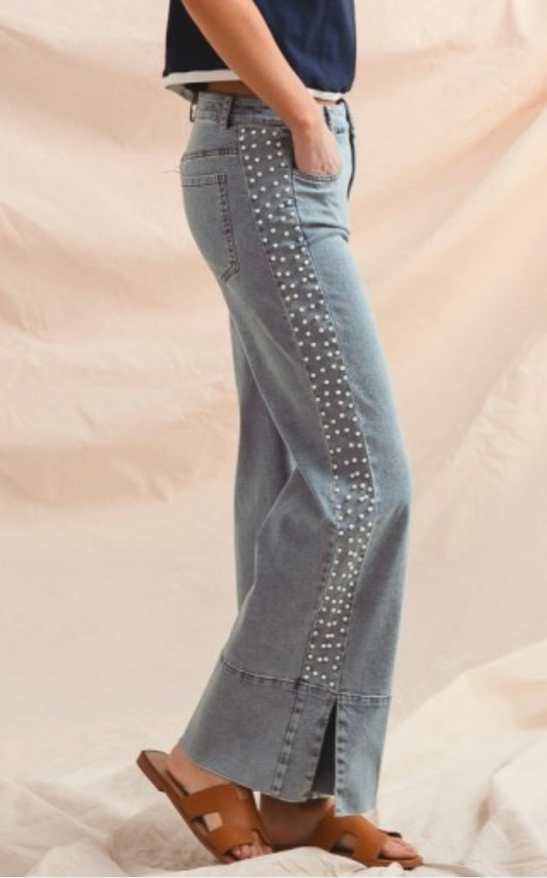 Mid Rise Pearl Embellished Slit Hem Jeans