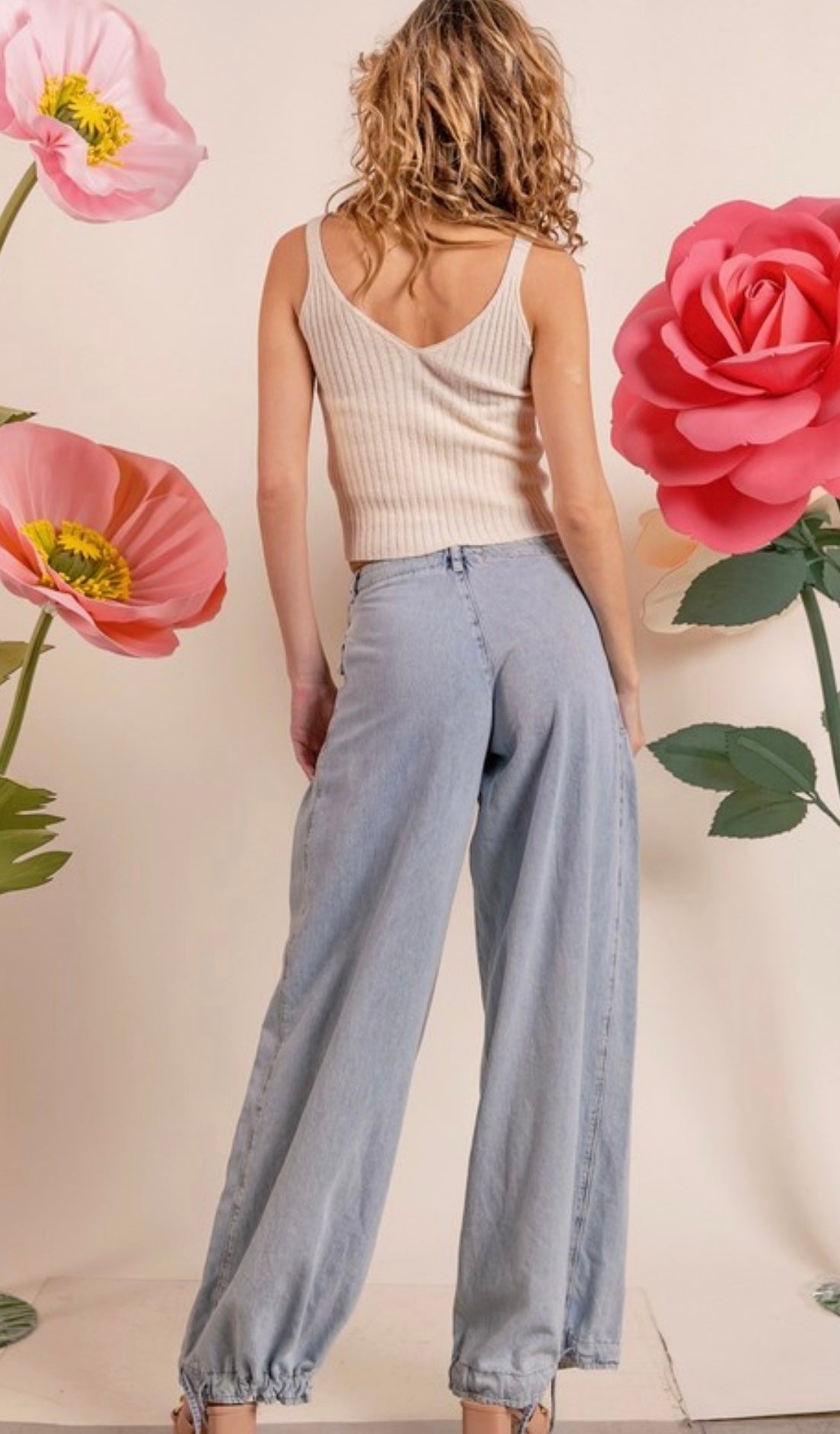 Lt.Denim Wide Leg Jeans/Tie Hem Detail