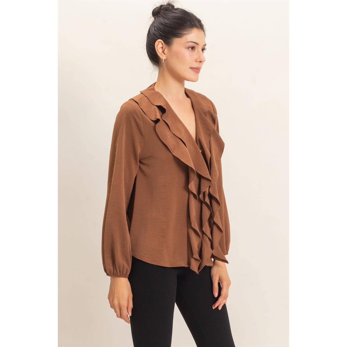 Ruffled V-Neck Button-Up Blouse: ALPACA / S-M-L(2-2-2)