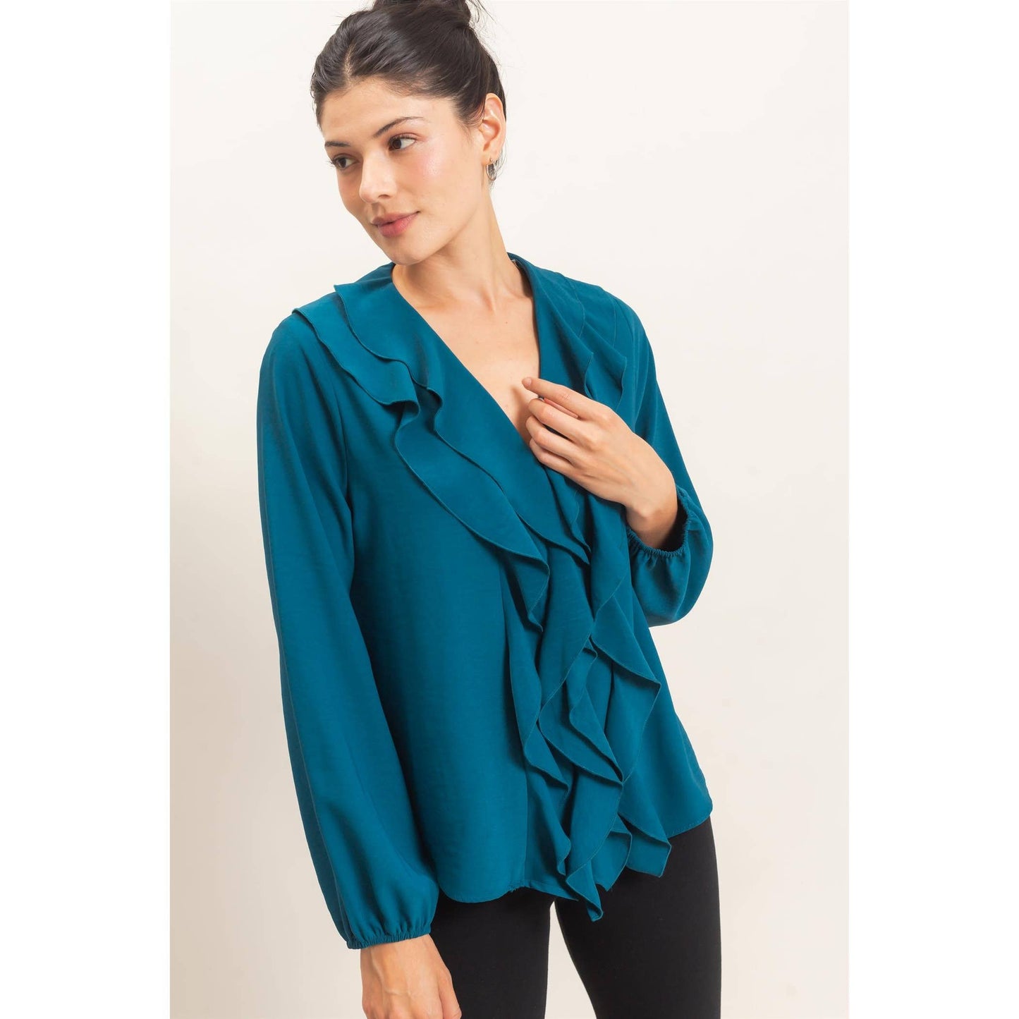 Ruffled V-Neck Button-Up Blouse: ALPACA / S-M-L(2-2-2)