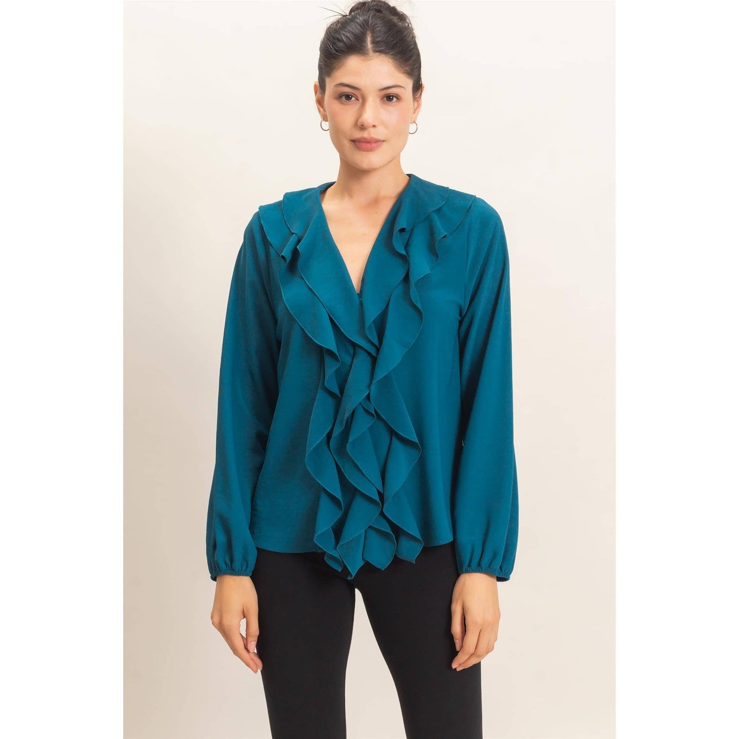 Ruffled V-Neck Button-Up Blouse: ALPACA / S-M-L(2-2-2)